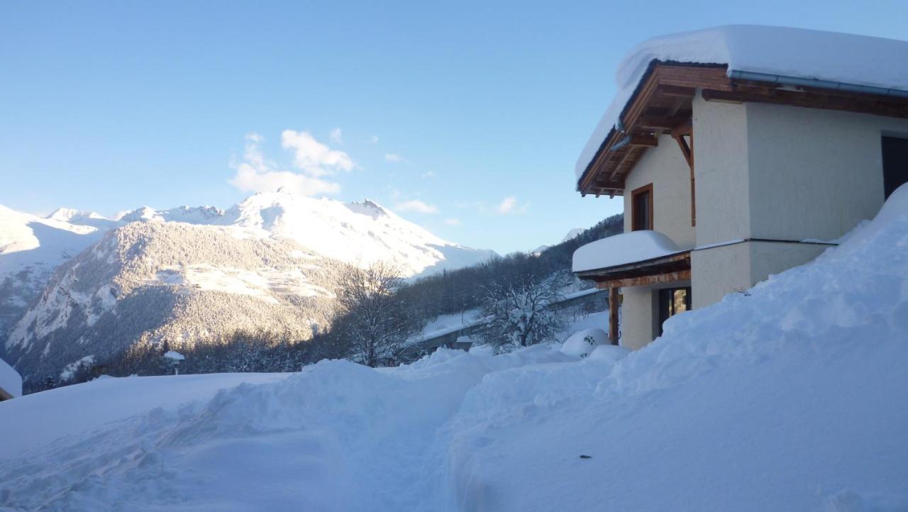 Вілла Chalet D' Edmond Бур-Сен-Морис Екстер'єр фото